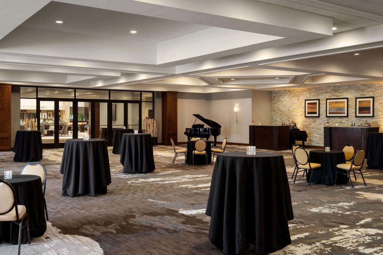 Minneapolis Marriott Northwest Hotel