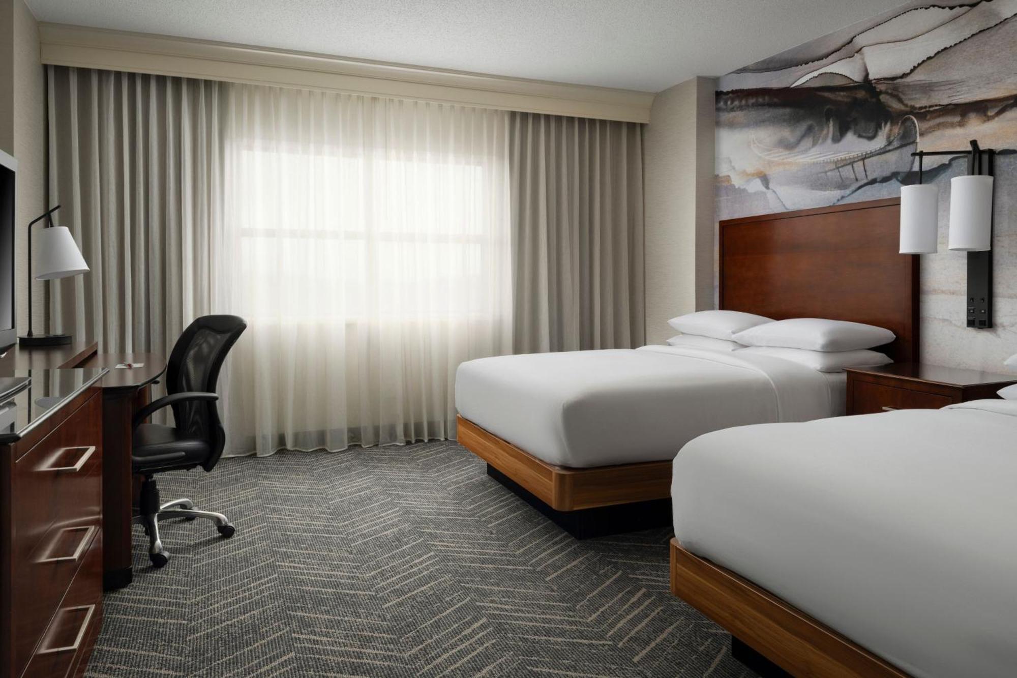 Minneapolis Marriott Northwest 4*