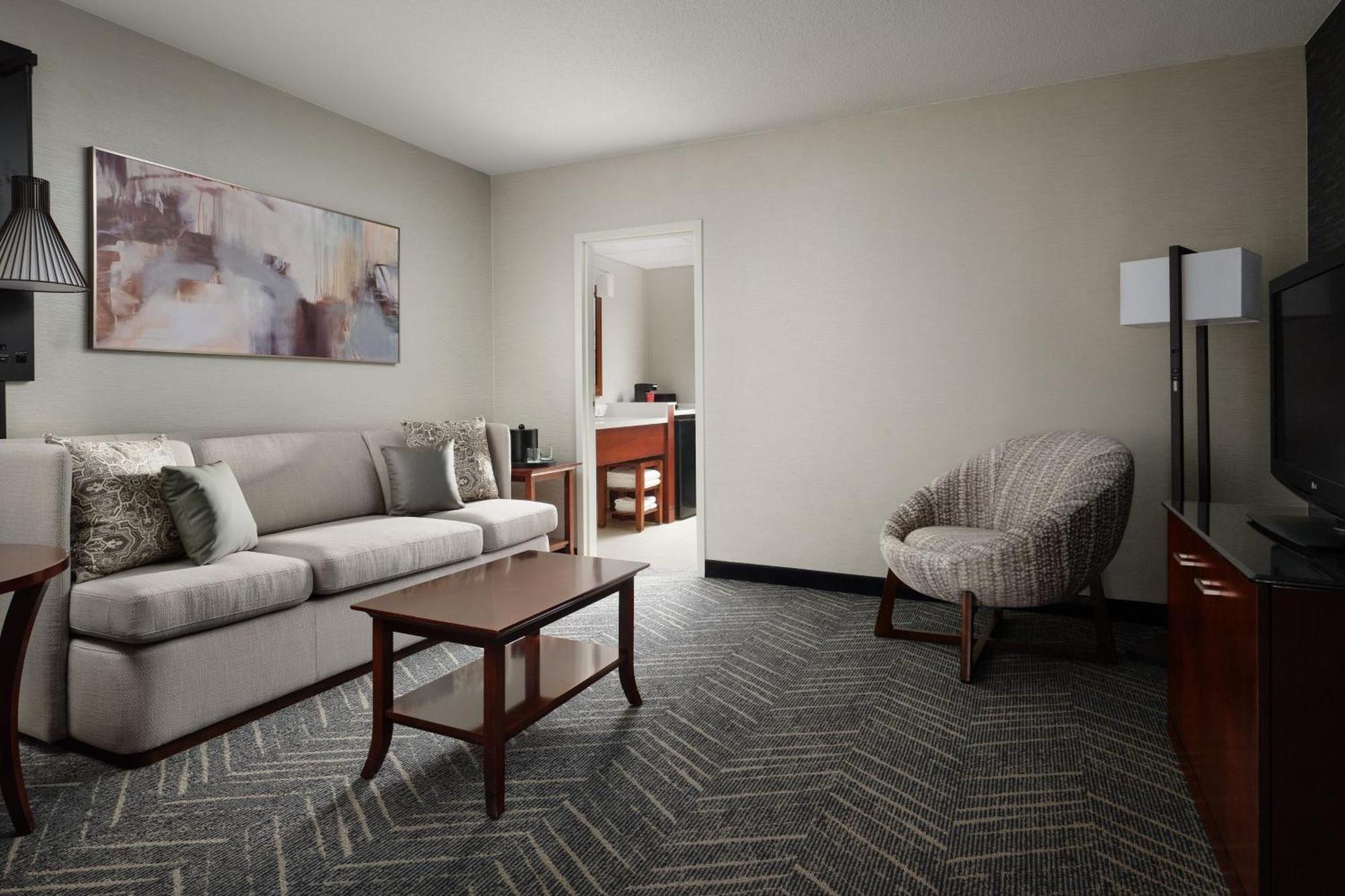 Minneapolis Marriott Northwest Hotel