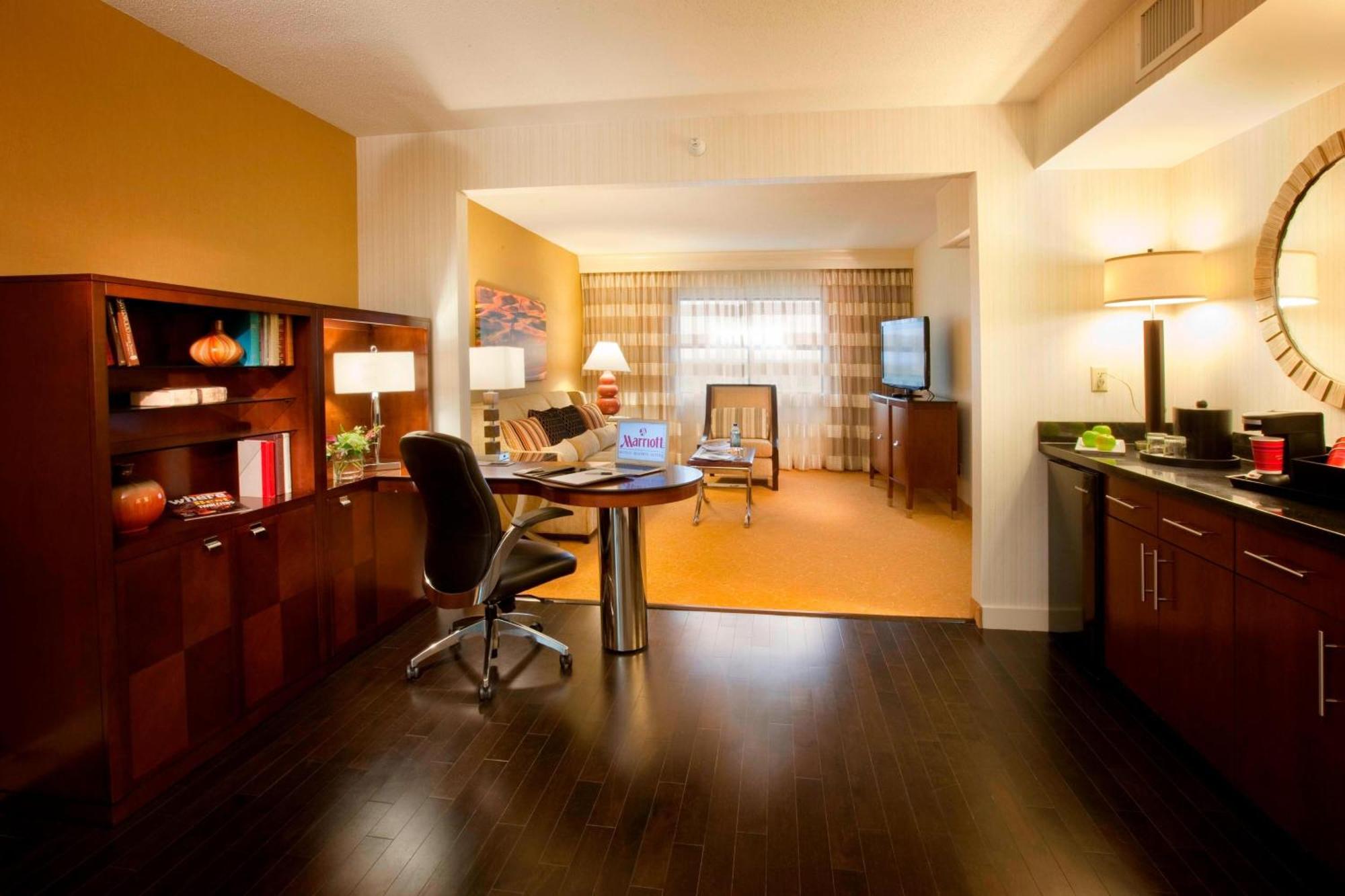 Hotel Minneapolis Marriott Northwest